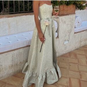 V. Chapman Light Green Strapless Maxi Dress